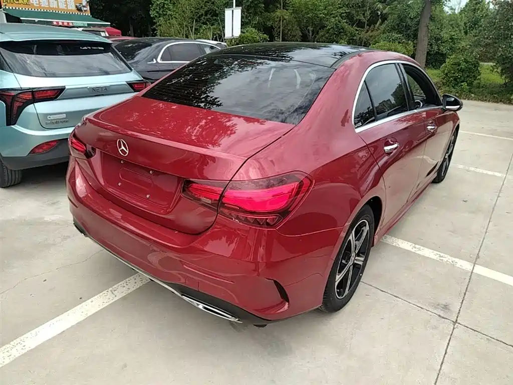 Mercedes-Benz A-Class 2023 — фото 7