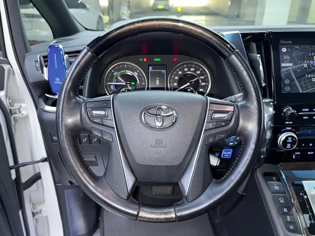 Toyota Alphard 2022 — фото 7