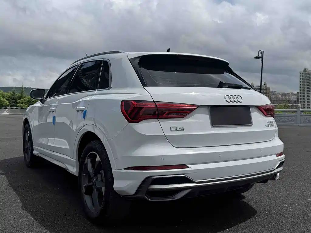 Audi Q3 2021