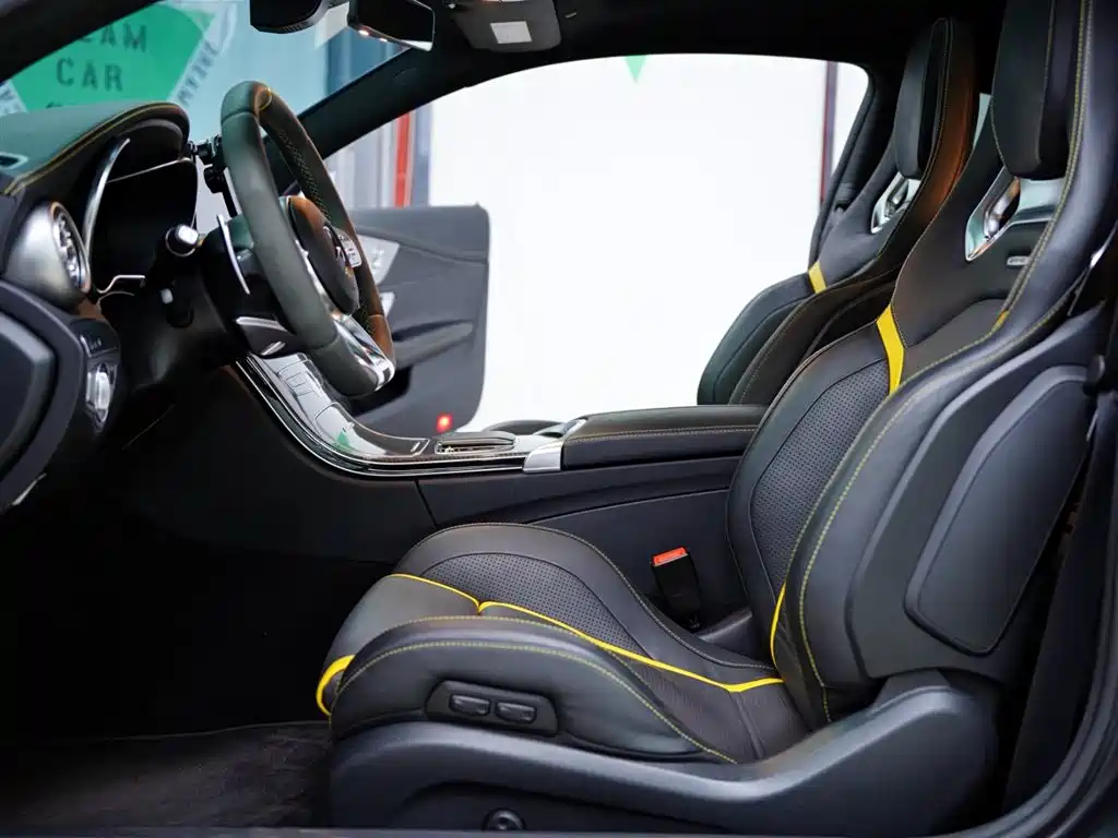 Mercedes-Benz C-Class AMG 2021 — фото 28