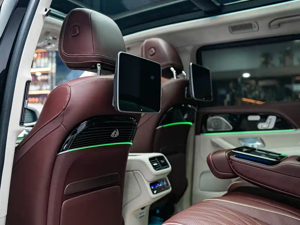 Mercedes-Benz GLS 2024 — фото 27