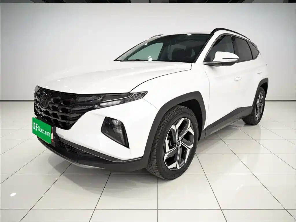Hyundai Tucson 2022 — фото 1