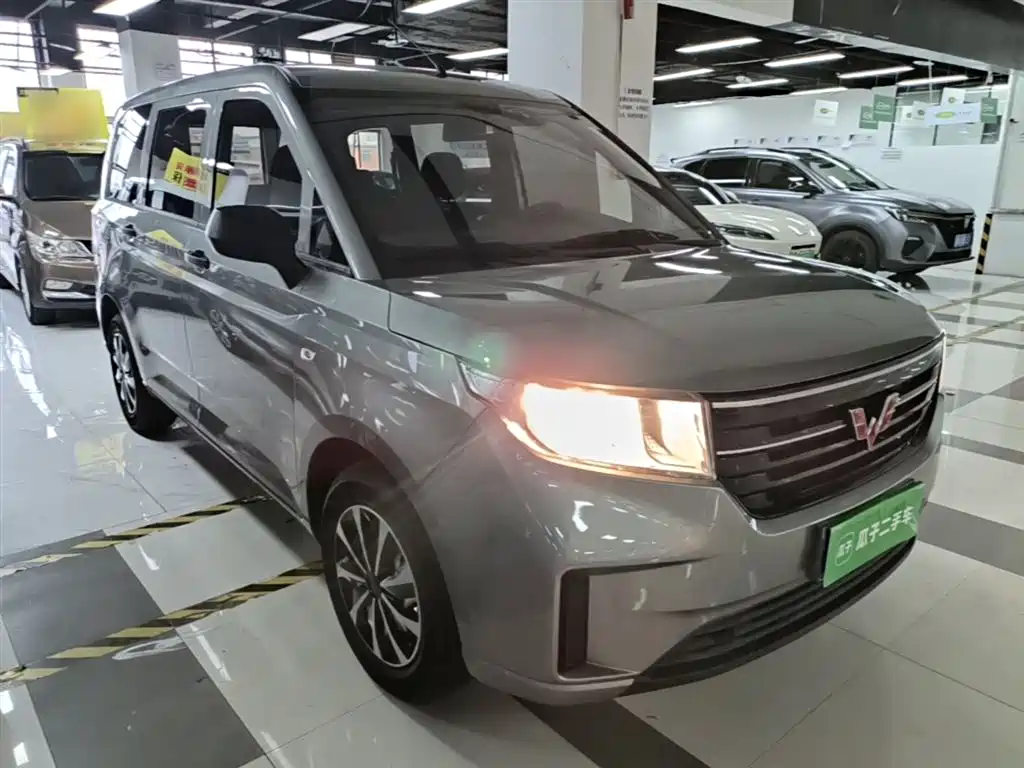 Wuling Hongguang PLUS 2024 — фото 4