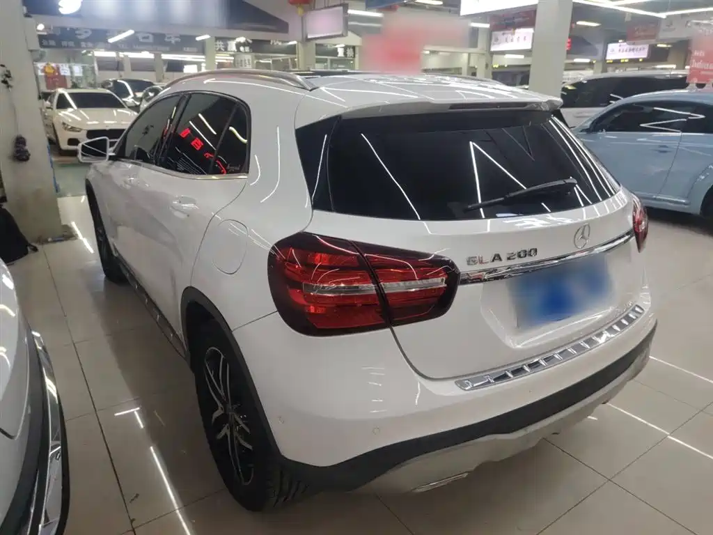 Mercedes-Benz GLA 2018 — фото 5