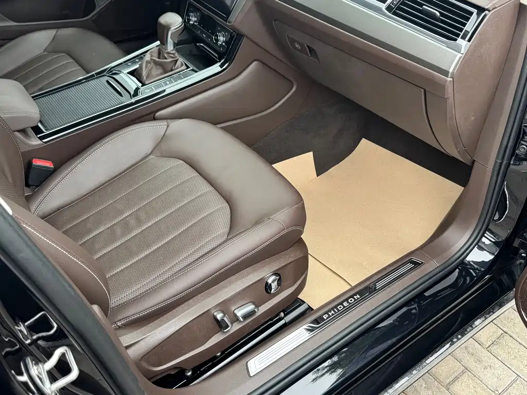 Volkswagen Phideon 2021 — фото 13