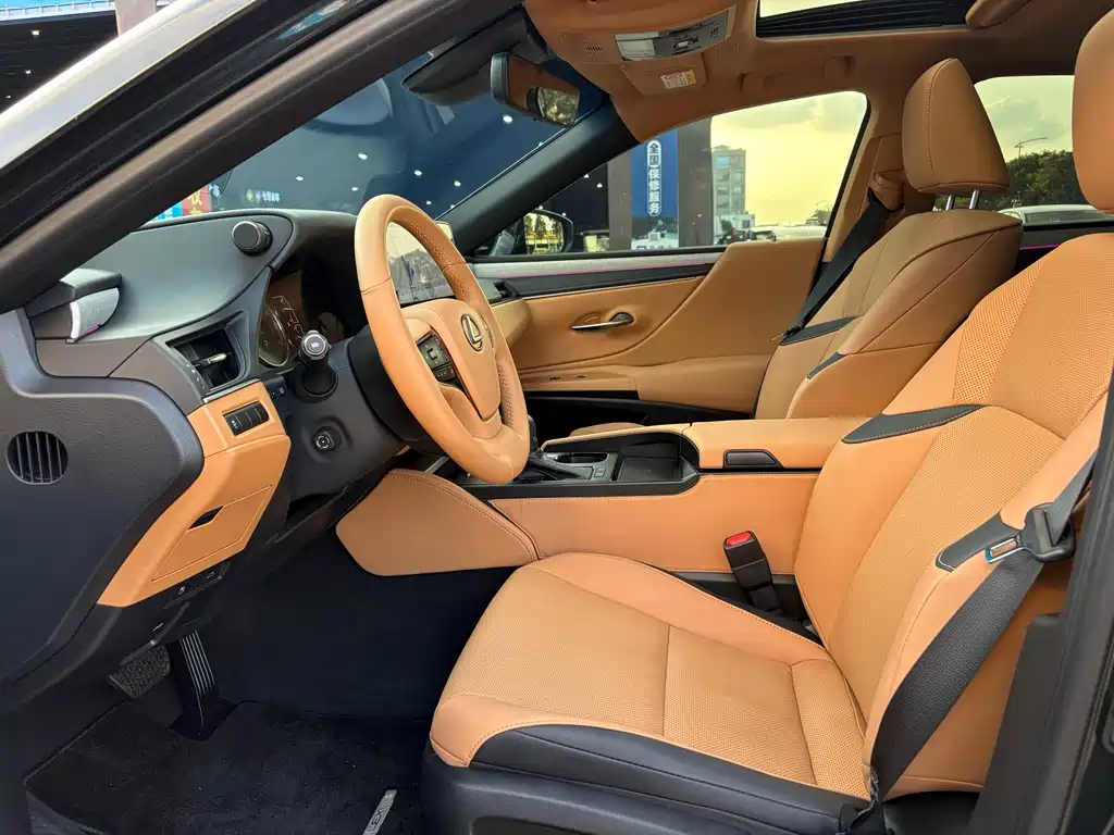 Lexus ES 2025 — фото 10