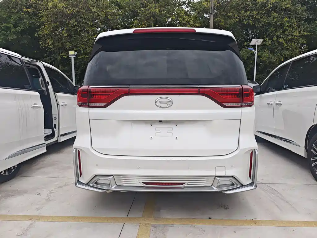 GAC Motor Trumpchi M8 2021 — фото 4