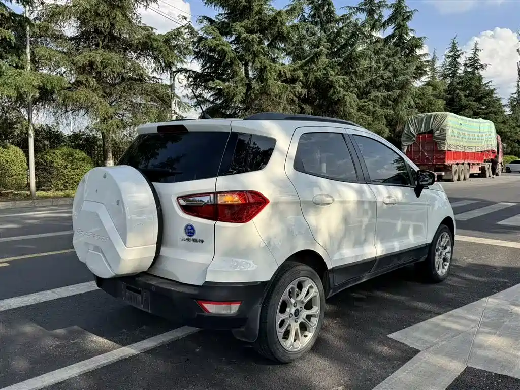 Ford Ecosport 2018 — фото 7