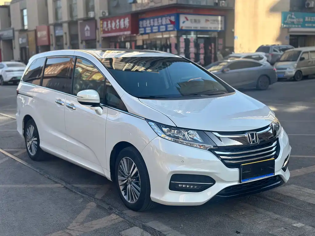 Honda Odyssey 2020 — фото 3