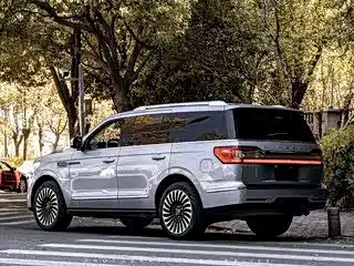 Lincoln Navigator 2020