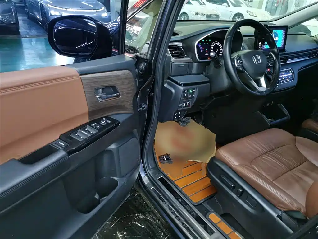 Honda Odyssey 2023 — фото 12