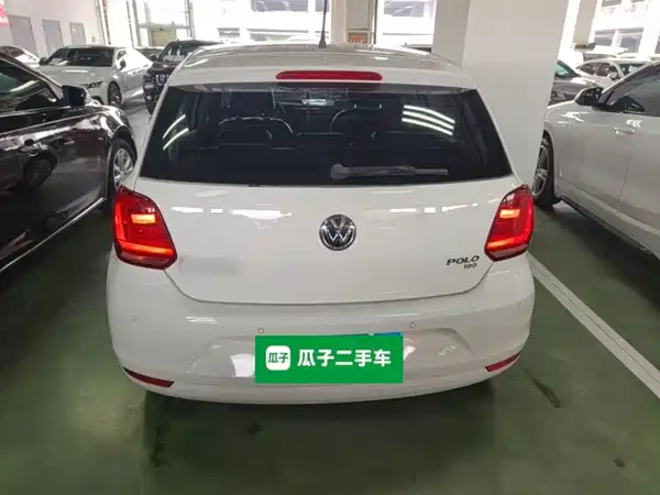 Volkswagen Polo 2016