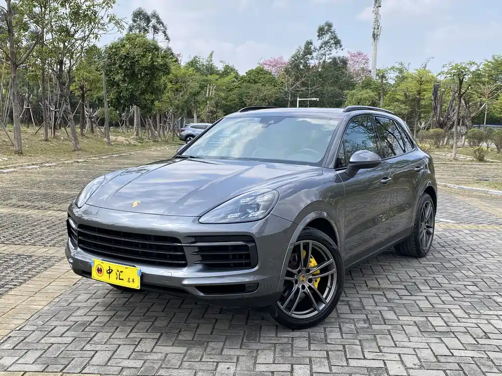 Porsche Cayenne 2020 — фото 1