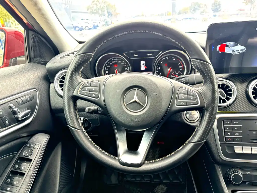 Mercedes-Benz GLA 2019 — фото 13