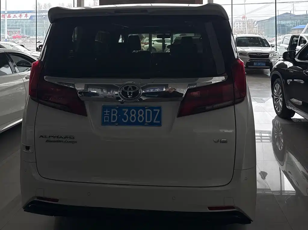 Toyota Alphard 2018 — фото 4