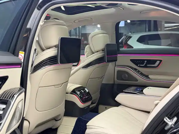 Mercedes-Benz S-Class 2021
