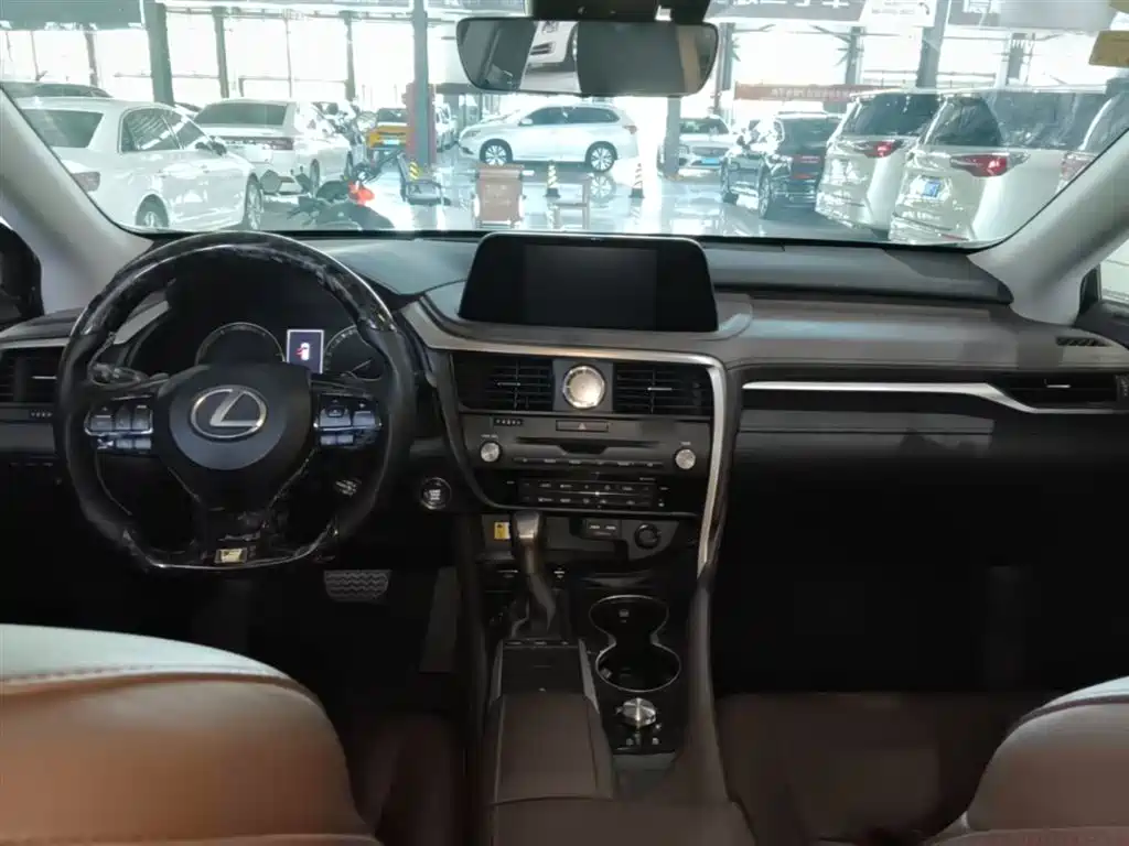 Lexus RX 2021 — фото 10