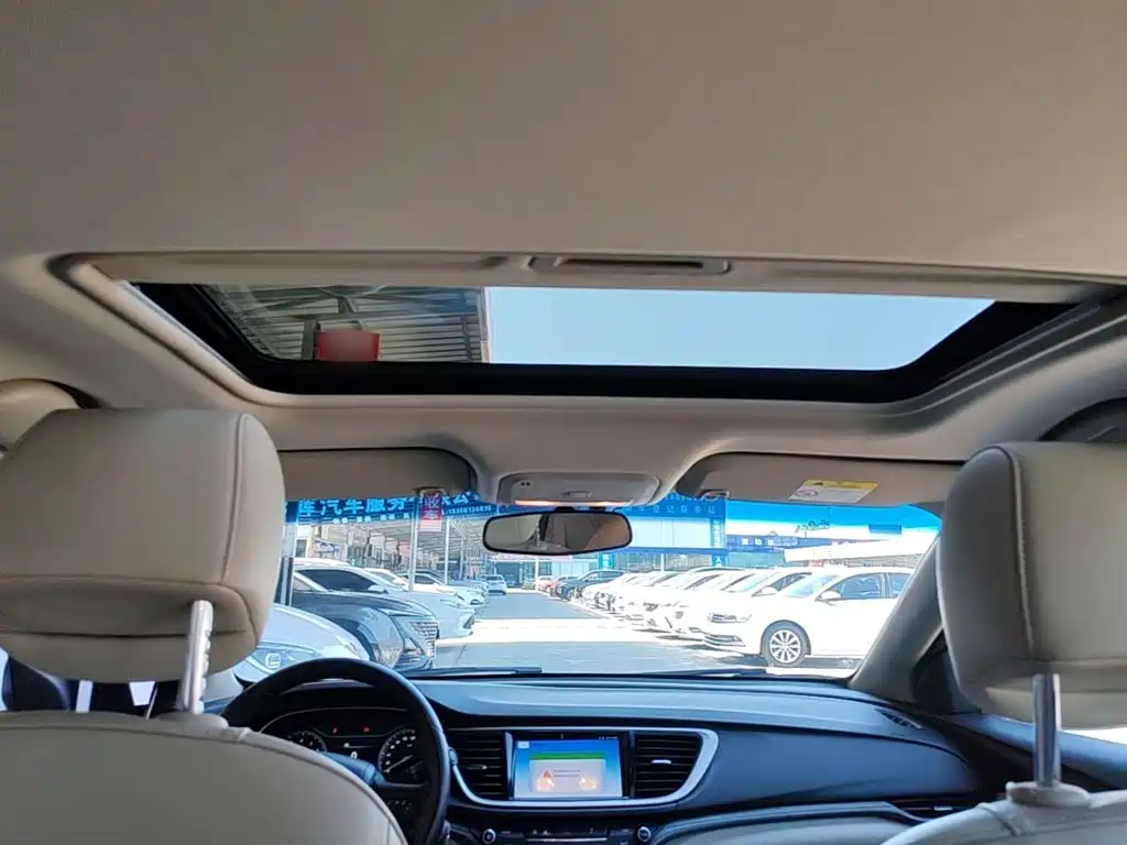Buick Excelle 2017 — фото 18