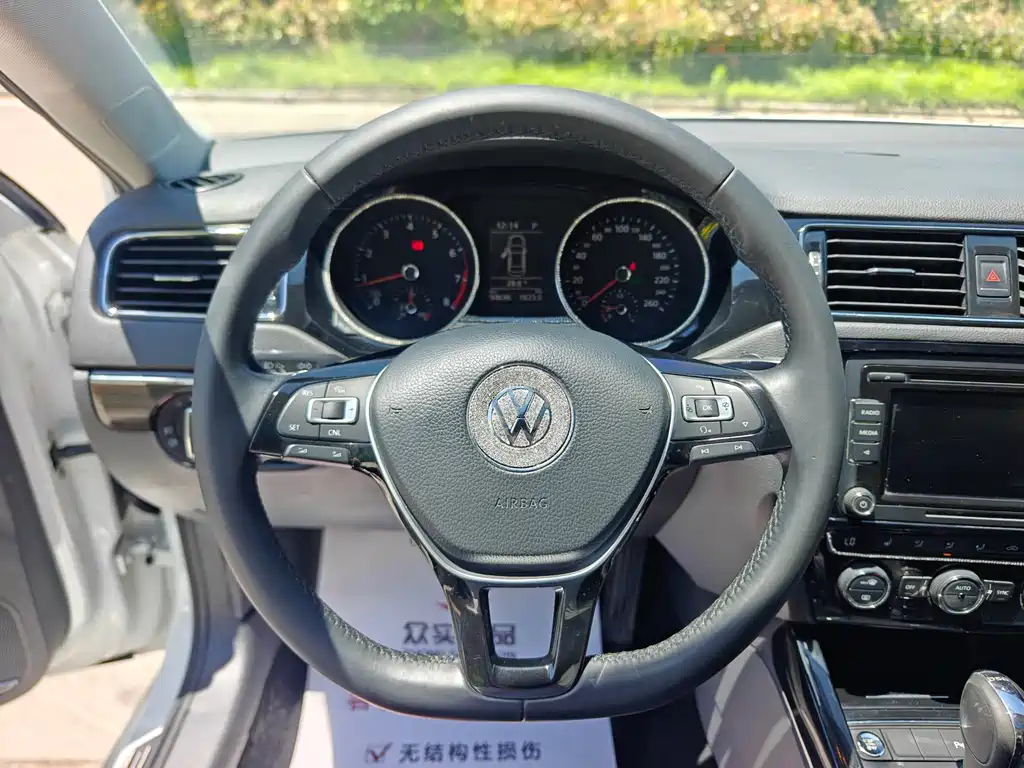 Volkswagen Sagitar 2015 — фото 14