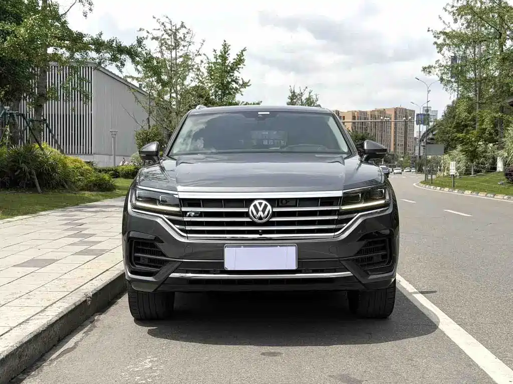 Volkswagen Touareg 2019 — фото 2