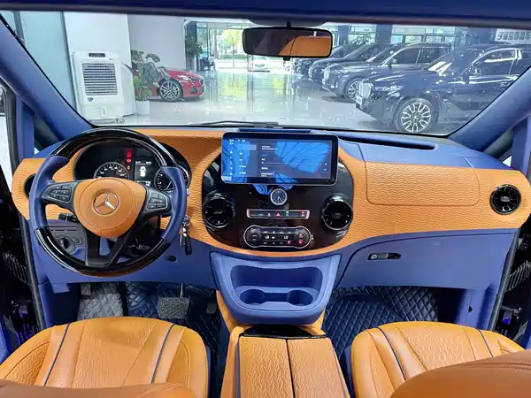 Mercedes-Benz Vito 2023