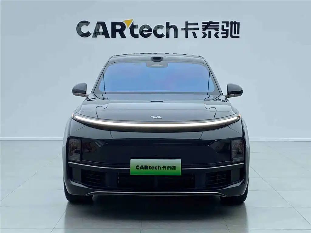 Li Auto Li L9 2025