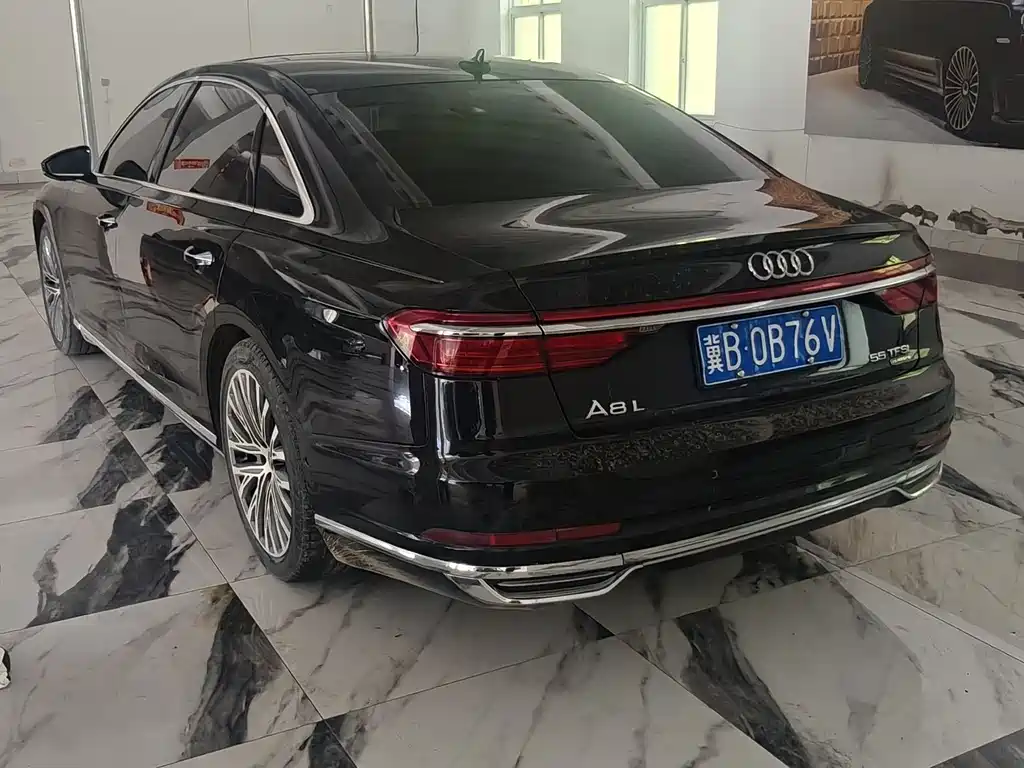Audi A8 2024 — фото 5