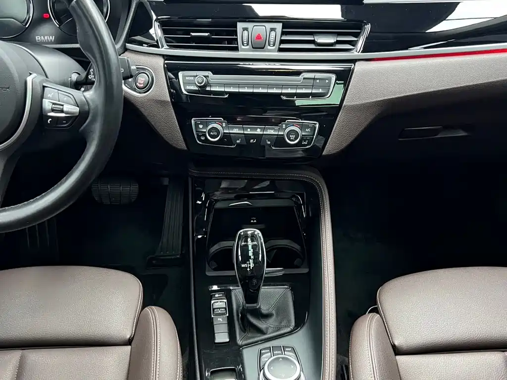 BMW X1 2022 — фото 11