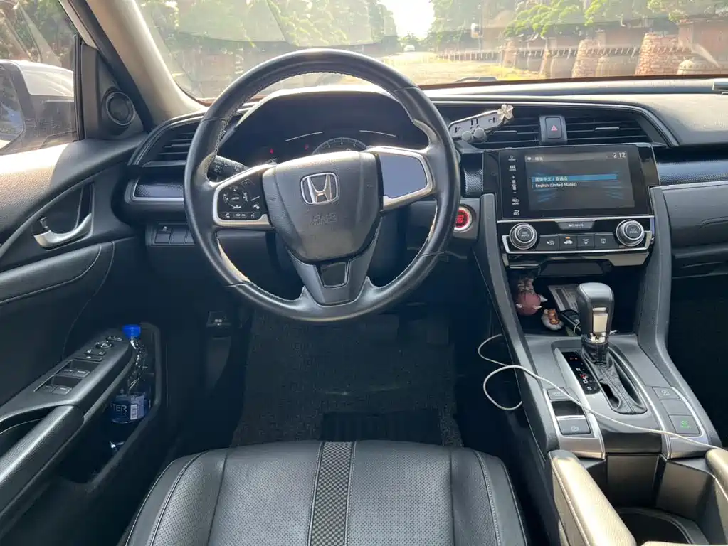 Honda Civic 2021 — фото 16