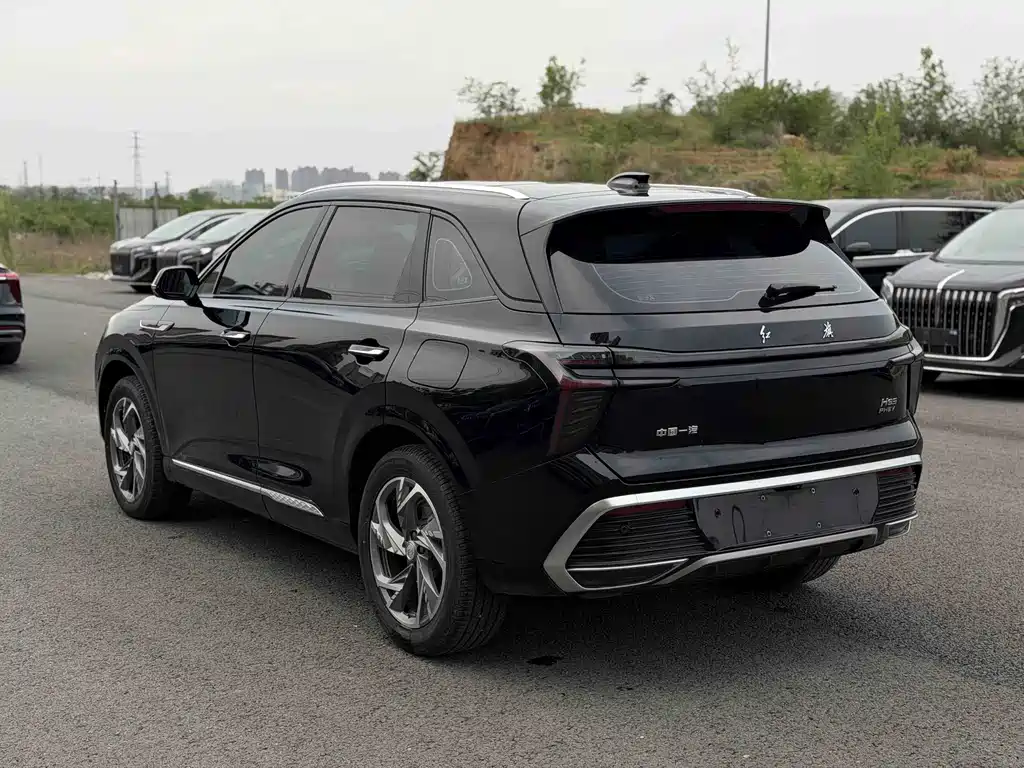 Hongqi HS3 PHEV 2024 — фото 16
