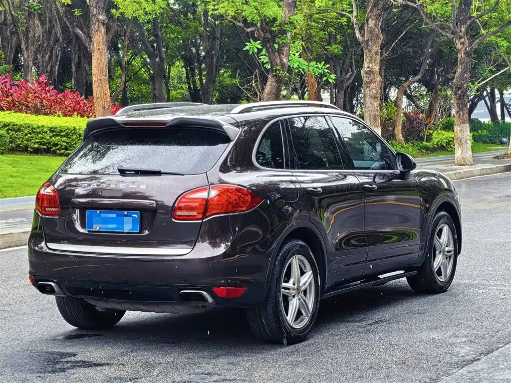 Porsche Cayenne 2014 — фото 7
