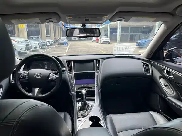 Infiniti Q50L 2018