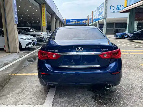 Infiniti Q50L 2018