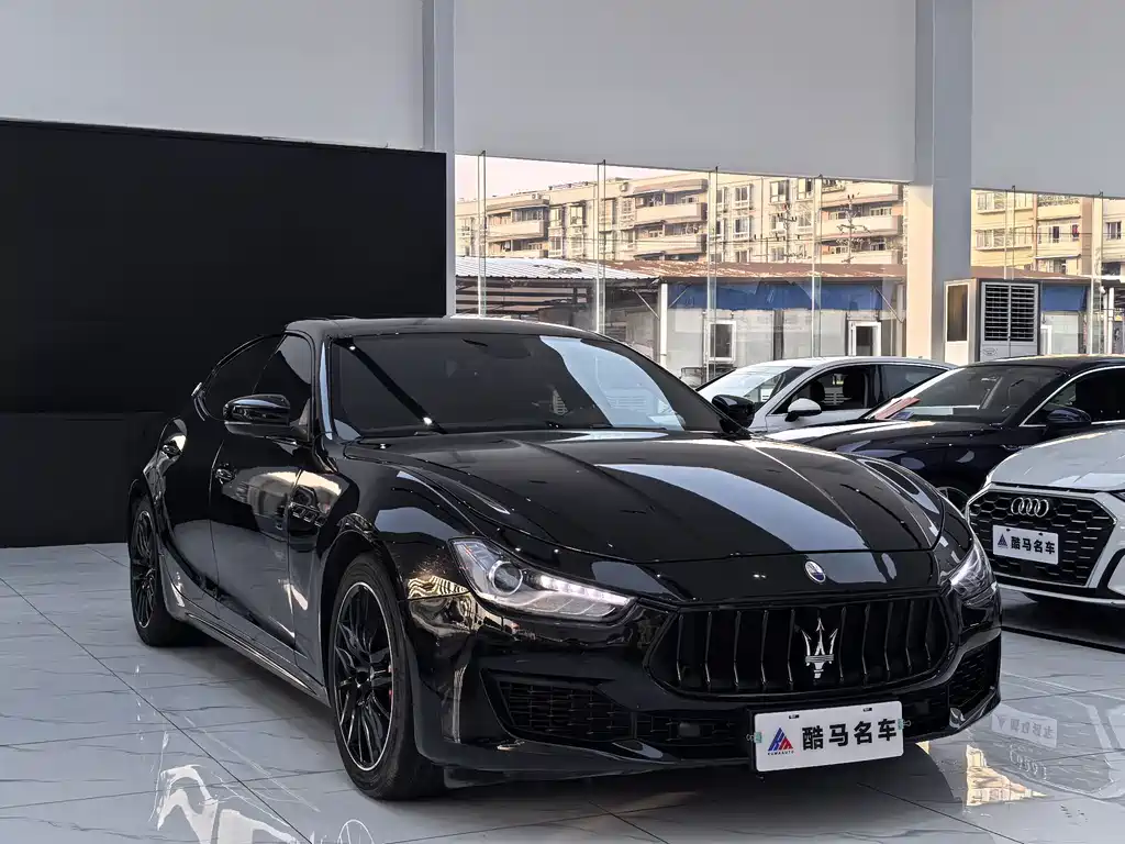 Maserati Ghibli 2020 — фото 3
