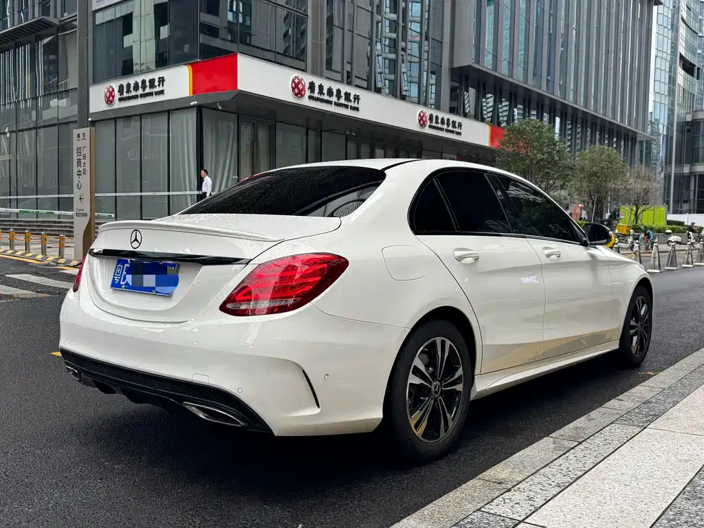 Mercedes-Benz C-Class 2017 — фото 14