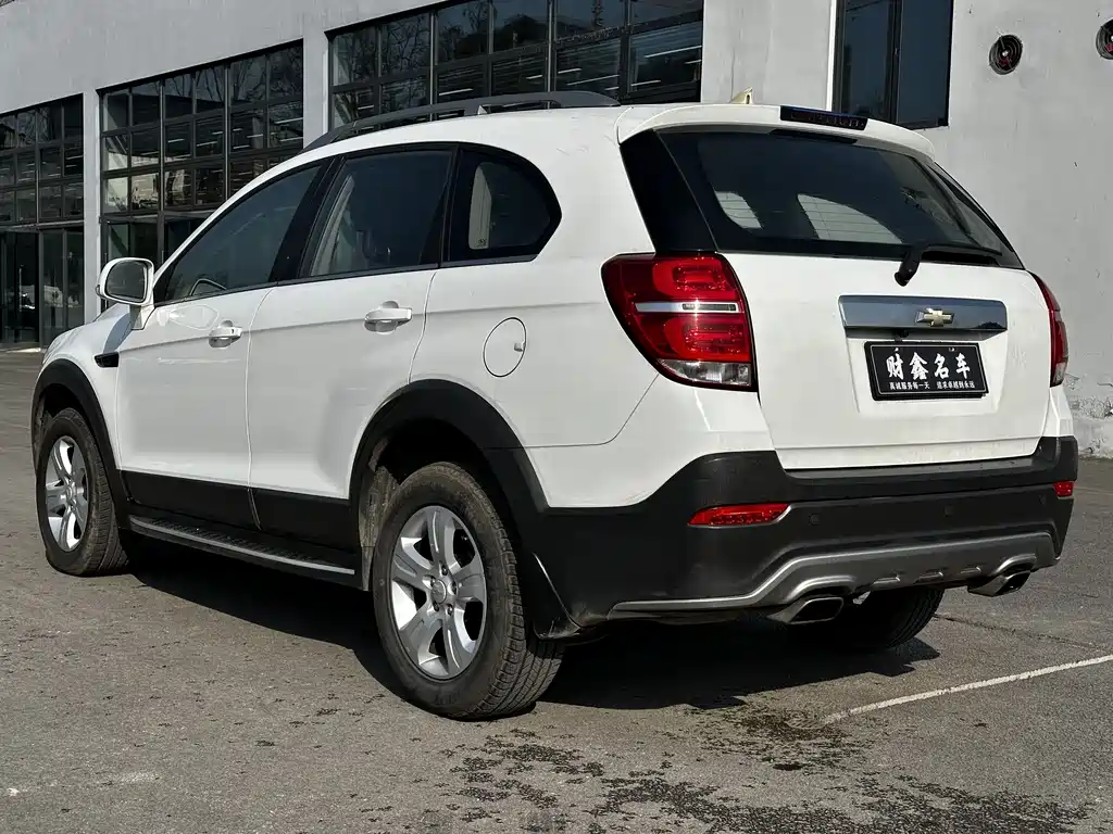 Chevrolet Captiva 2016 — фото 13