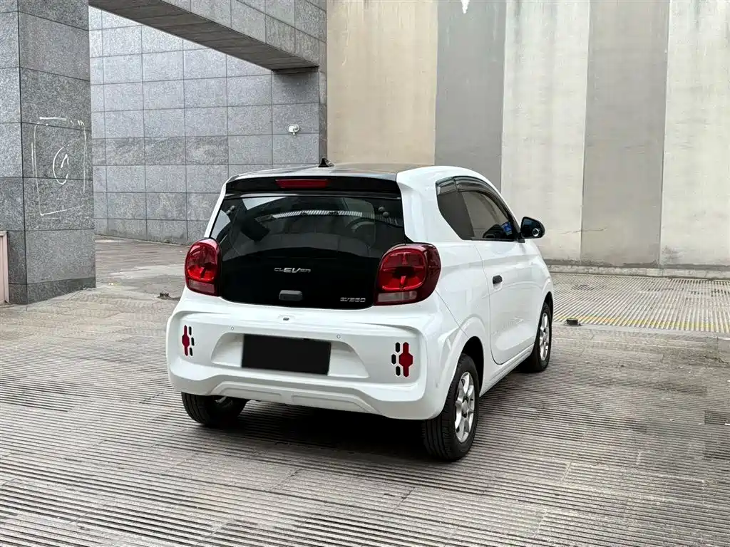 Roewe Clever 2021
