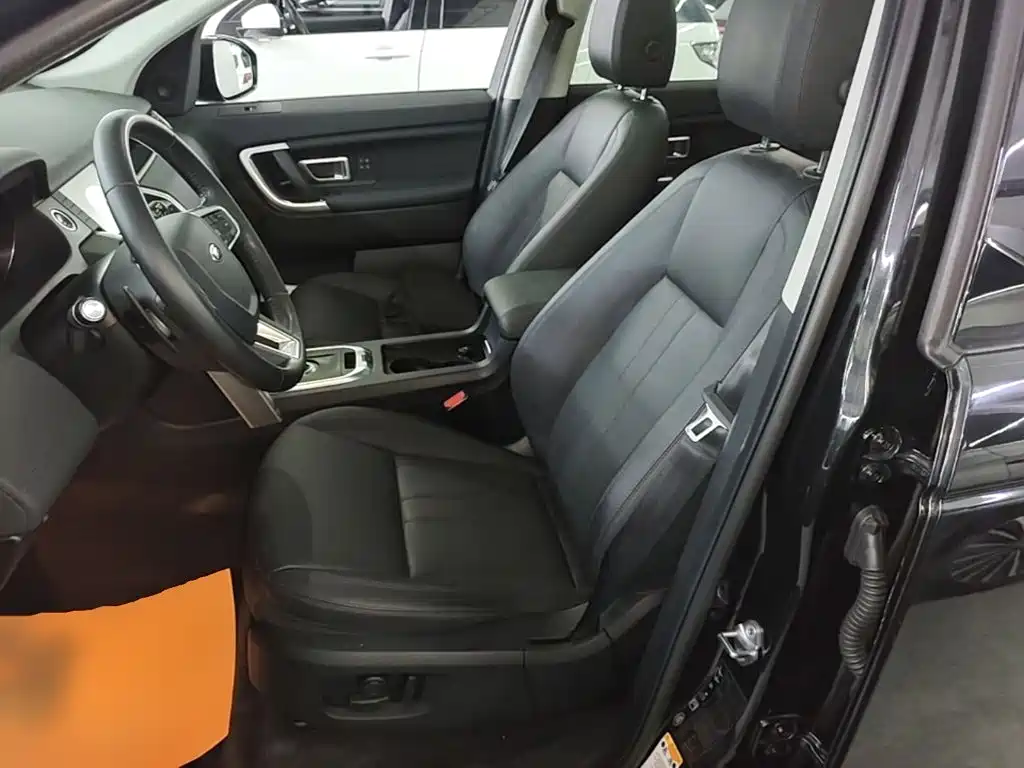 Land Rover Discovery Sport 2018 — фото 15