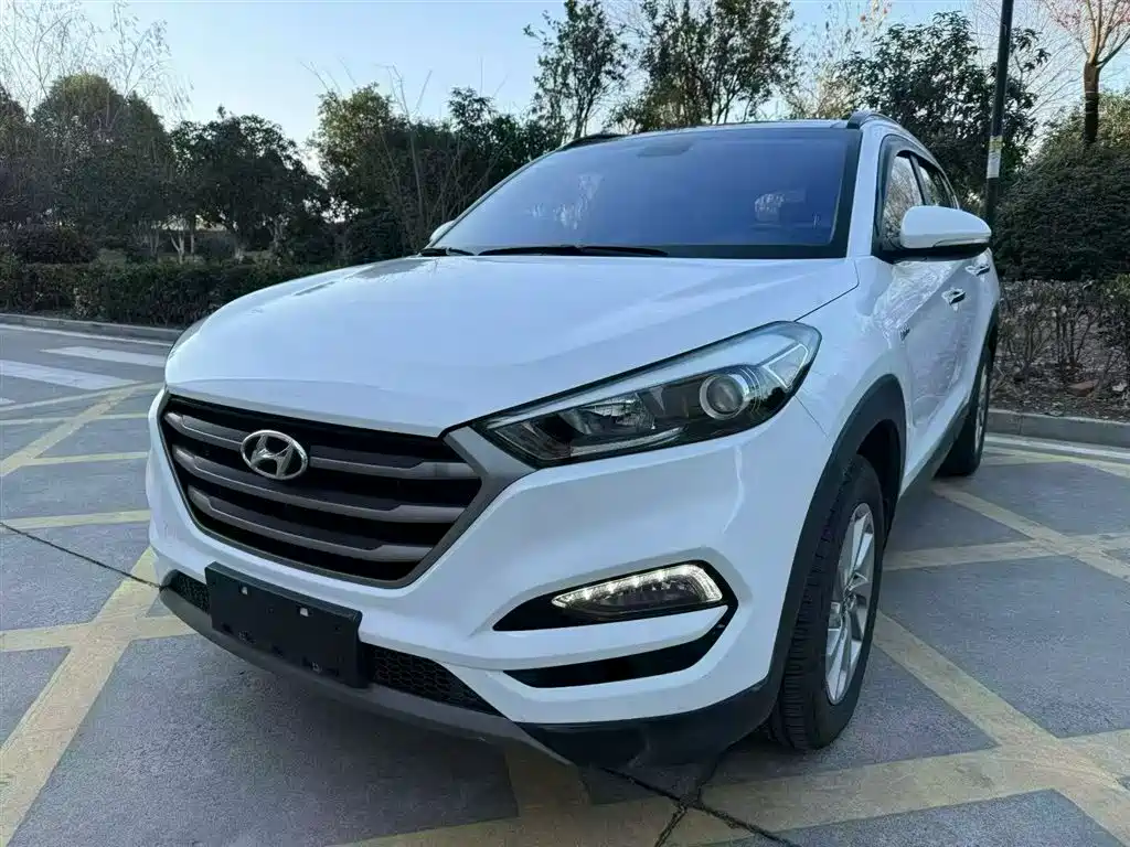 Hyundai Tucson 2017 — фото 2