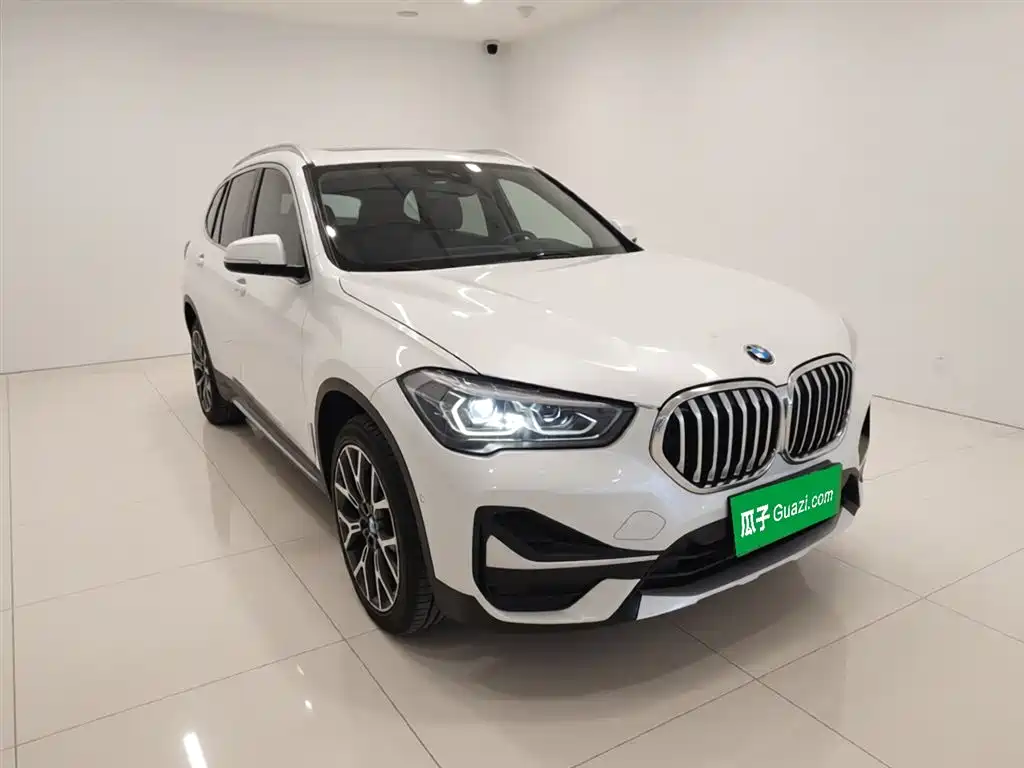 BMW X1 2020 — фото 4
