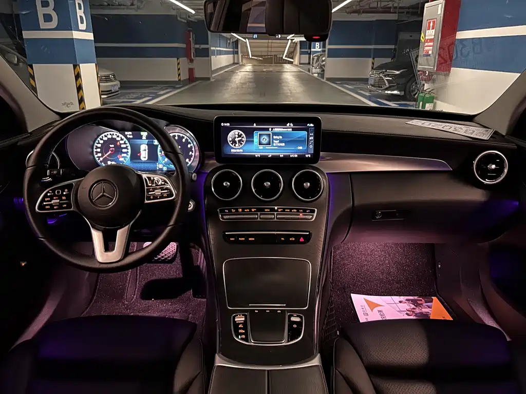 Mercedes-Benz C-Class 2019 — фото 14