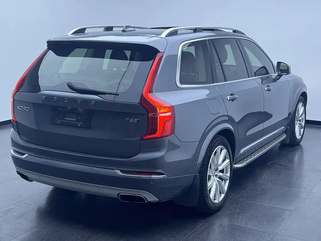 Volvo XC90 2017 — фото 14