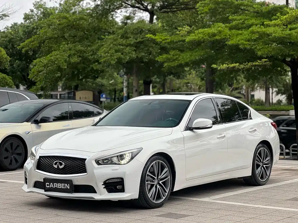 Infiniti Q50 2017 — фото 1