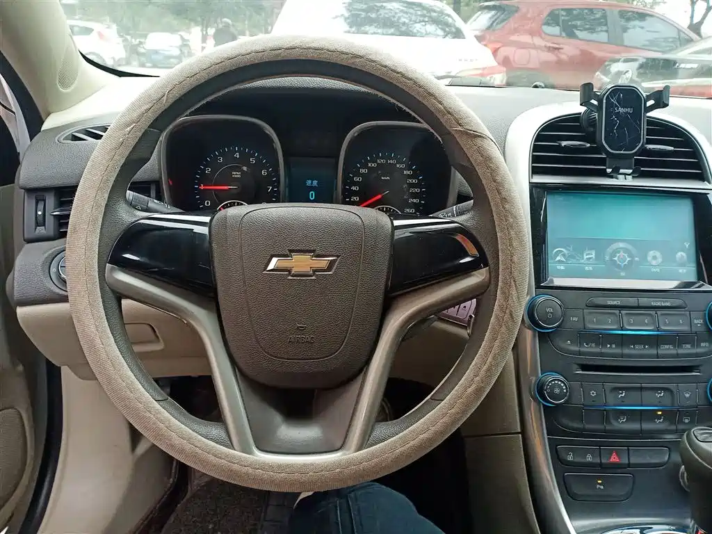 Chevrolet Malibu 2015 — фото 11