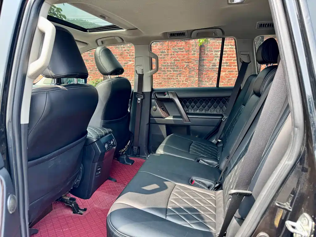 Toyota Prado 2018 — фото 12