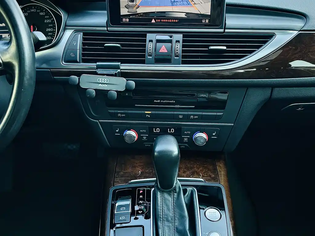 Audi A6L 2016 — фото 10