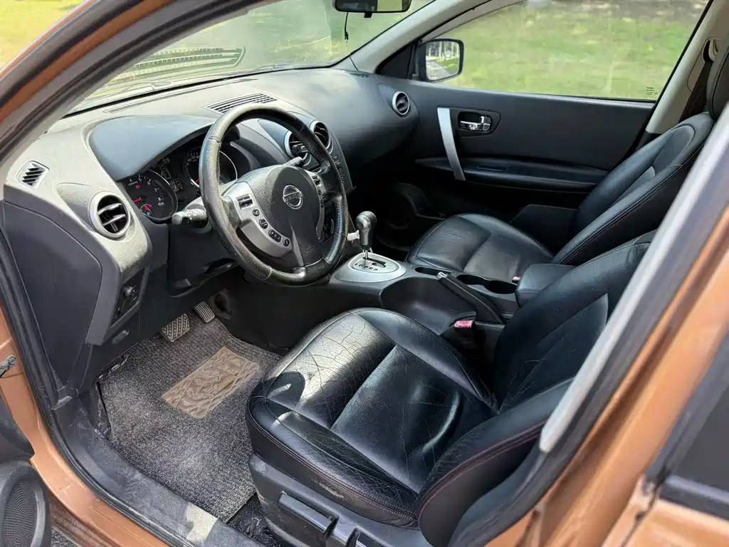 Nissan Qashqai 2015