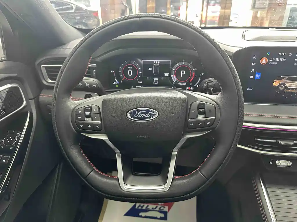 Ford Explorer 2024 — фото 10