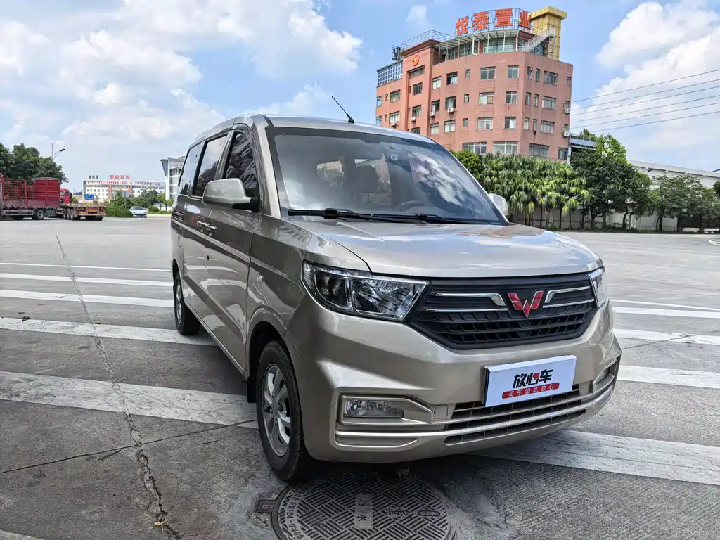 Wuling Hongguang V 2024 — фото 2