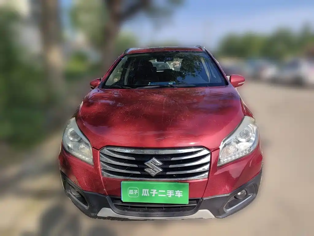 Suzuki S-Cross 2015